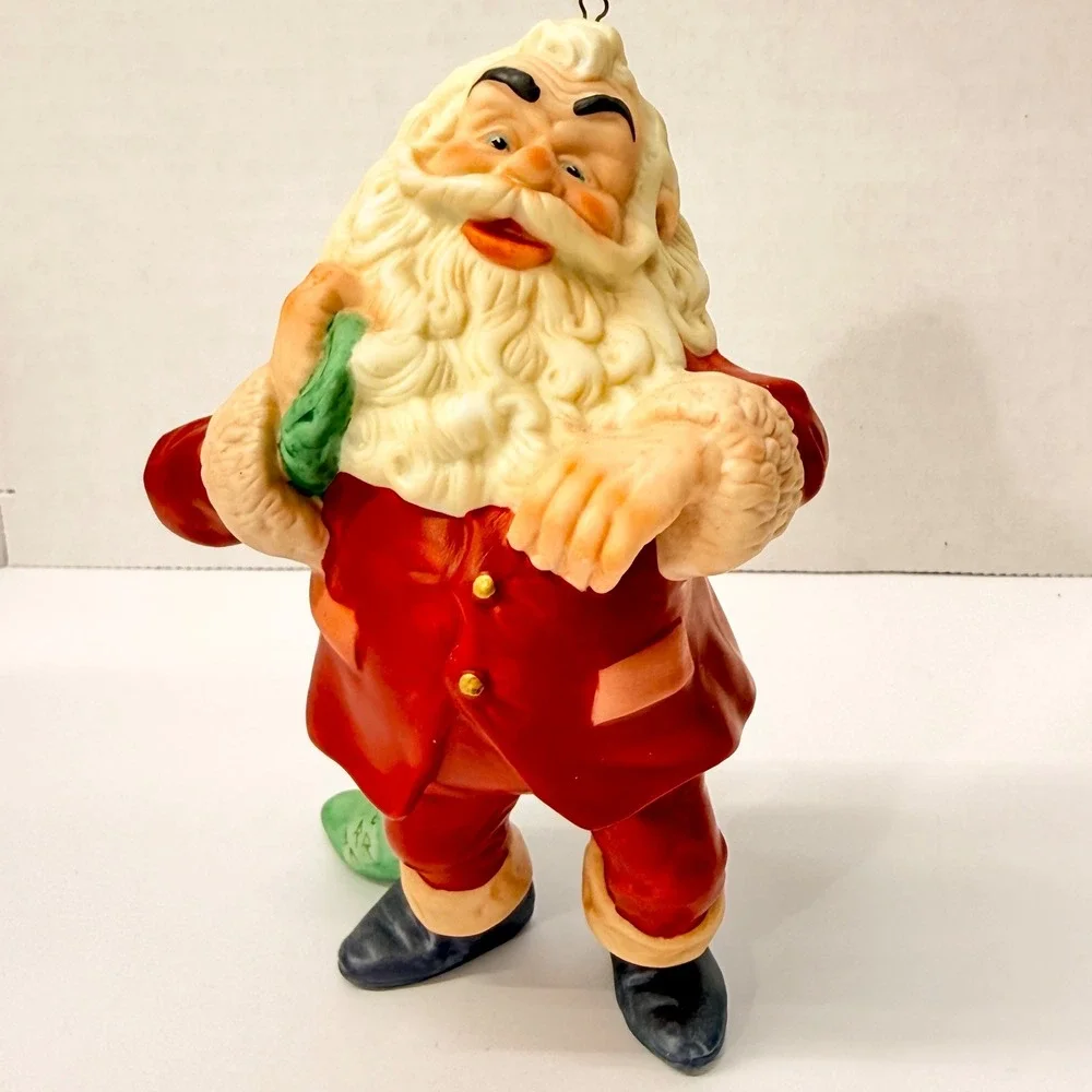 1987 Hallmark Favorite Santa Special Edition Porcelain Ornament Hand Painted Box
